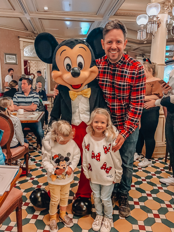 Disneyland with kids